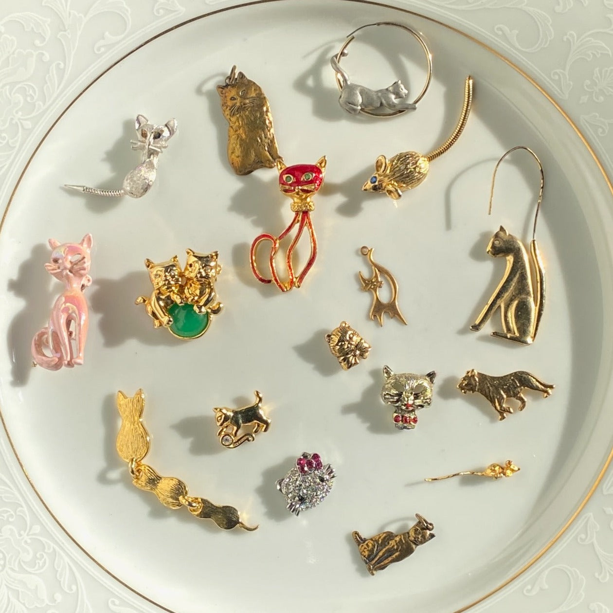 14K Yellow Gold Cat Stud Earrings  Canada
